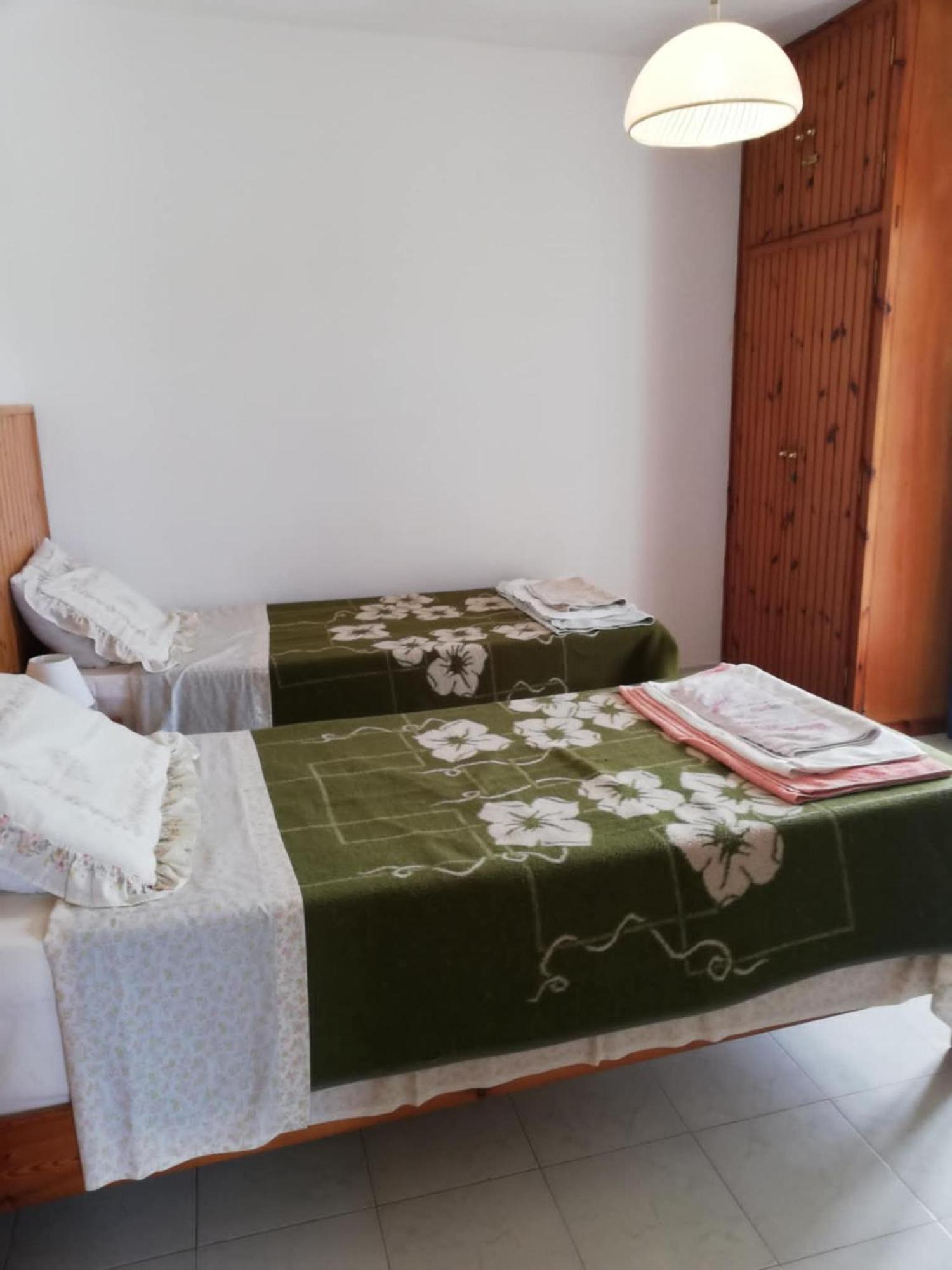 Lakis Apartments Akharávi Eksteriør bilde